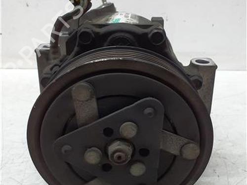 Used AC compressor AC compressor PEUGEOT 407 (6D_) 2.0 HDi 135 (6DRHRH, 6DRHRE, 6DRHRG, 6DRHRJ) (136 hp) 39955852 39955852