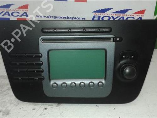 radio-seat-altea-5p1-2004-2005-2006-2007-2008-2009-2010-2011-2012-2013-2014-2015-38348837 main image