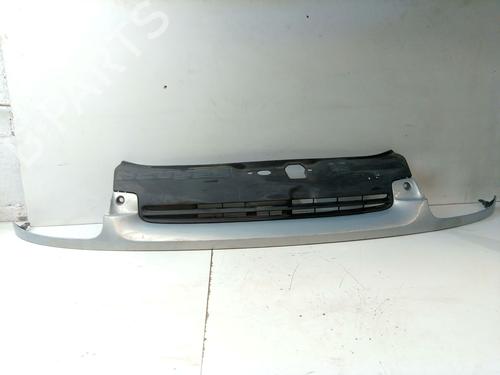 Used Grille Grille 38406783 38406783