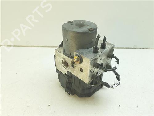 Used ABS pump ABS pump TOYOTA YARIS (_P1_) 1.0 (SCP10_, SCP10R) (65 hp) 38368636 38368636