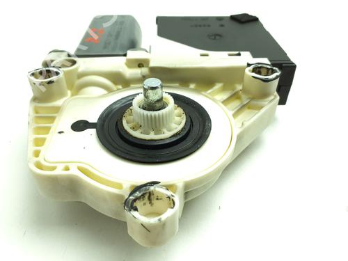 Left front window motor VW GOLF V (1K1) 2.0 TDI 16V | BP39533441E21 - Image 4