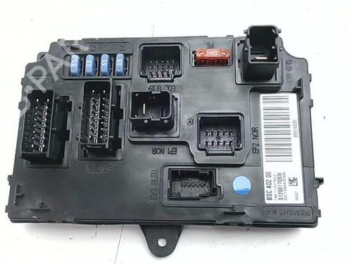 Used Fuse box Fuse box PEUGEOT 407 (6D_) 2.0 HDi 135 (6DRHRH, 6DRHRE, 6DRHRG, 6DRHRJ) (136 hp) 40150189 40150189