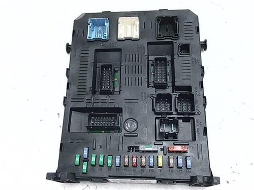 Used Fuse box Fuse box 38375182 38375182