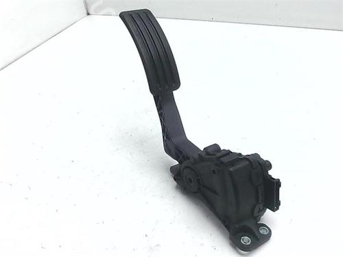 Used Pedal Pedal 38352965 38352965