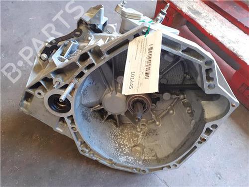 gearbox-dacia-duster-hs_-2010-2011-2012-2013-2014-2015-2016-2017-2018-38348850 main image