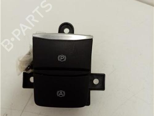 switch-ford-focus-iv-hn-2018-38360727 main image