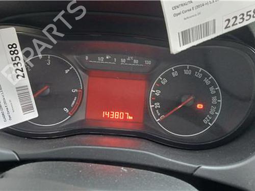kombinert-instrument-opel-corsa-e-x15-2014-38374516 main image
