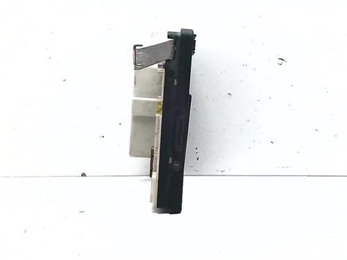 Fuse box RENAULT MEGANE II Saloon (LM0/1_) 1.6 | BP38392875E1 - Image 3