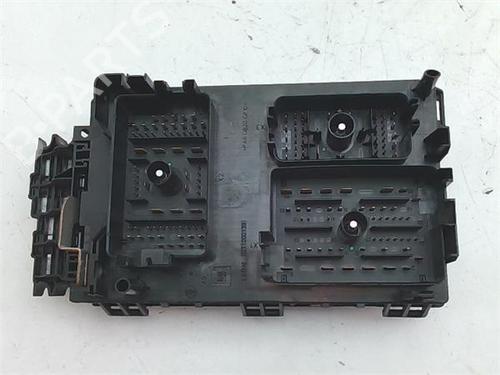 Fuse box OPEL ASTRA J (P10) 1.7 CDTI (68) | BP38399515E1 - Image 2