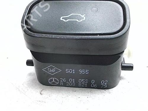 Left front window switch MERCEDES-BENZ C-CLASS (W203) C 180 Kompressor (203.046) | BP39535681I27 - Image 3