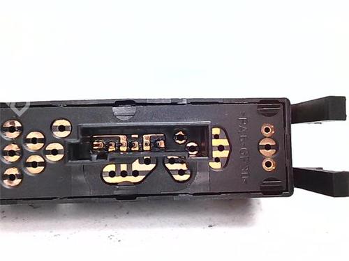 Right front window switch BMW 3 (E46) 320 i | BP38391638I26 - Image 3
