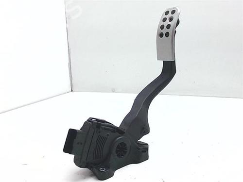 Used Pedal Pedal 38385104 38385104