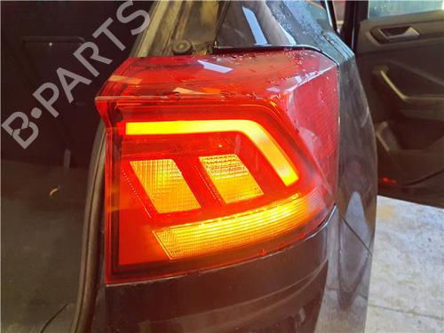 right-taillight-vw-t-roc-a11-d11-2017-38394581 main image