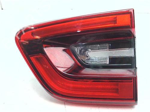 interior-roof-light-renault-kadjar-ha_-hl_-2015-38385366 main image