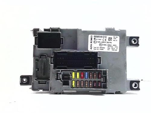Used Fuse box Fuse box 38388201 38388201