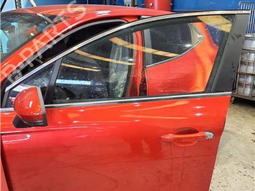 left-front-door-renault-clio-v-b7_-2019-38396523 main image