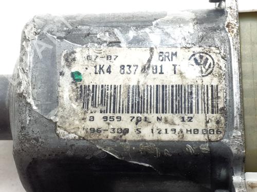Left front window motor VW GOLF V (1K1) 2.0 TDI 16V | BP38400415E21 - Image 4
