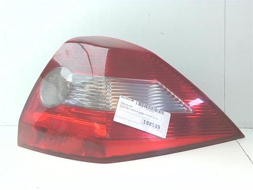 right-taillight-renault-megane-ii-saloon-lm01_-2003-38363474 main image