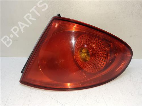 right-taillight-seat-toledo-iii-5p2-2004-2005-2006-2007-2008-2009-38359420 main image