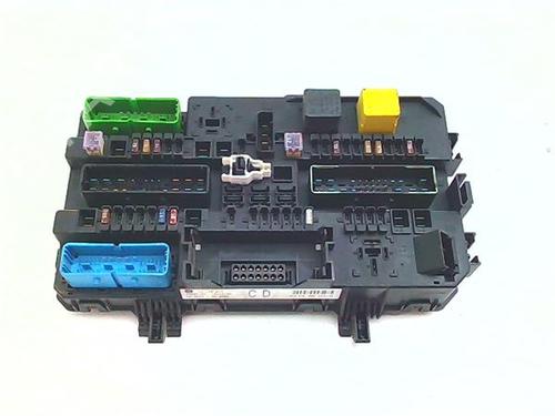 fuse-box-opel-astra-h-a04-2004-2005-2006-2007-2008-2009-2010-2011-2012-2013-2014-38391512 main image