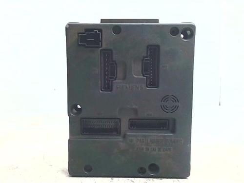 Used Fuse box Fuse box 38396638 38396638