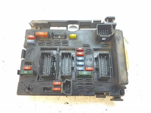Used Fuse box Fuse box 38369718 38369718