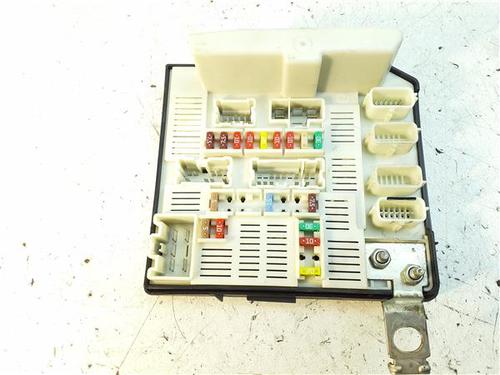 Used Fuse box Fuse box 38371580 38371580