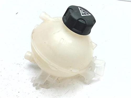 Used Expansion tank Expansion tank PEUGEOT 5008 (0U_, 0E_) 1.2 (131 hp) 39945470 39945470