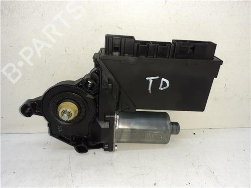right-rear-window-motor-audi-a4-b7-avant-8ed-2004-2005-2006-2007-2008-38359098 main image