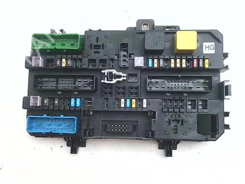 Used Fuse box Fuse box 38406397 38406397