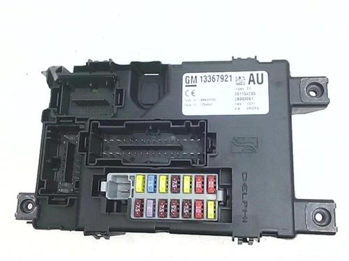 Used Fuse box Fuse box 38402510 38402510