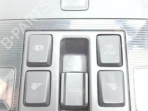 Interior roof light SEAT ATECA (KH7, KHP) 2.0 TDI 4Drive | BP40292377I8 - Image 3