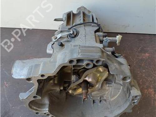 gearbox-audi-a4-b5-8d2-1994-1995-1996-1997-1998-1999-2000-2001-38404425 main image