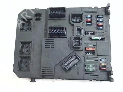 Used Fuse box Fuse box 39434546 39434546