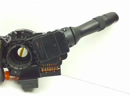 Headlight switch TOYOTA YARIS (_P1_) 1.4 D-4D (NLP10_, NLP10R) | BP38405242I24 - Image 2