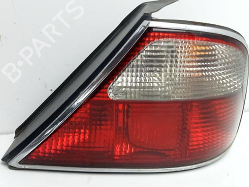 Used Right taillight Right taillight JAGUAR XJ (X300, X330) 6 Sovereign 4.0 (241 hp) 40087493 40087493