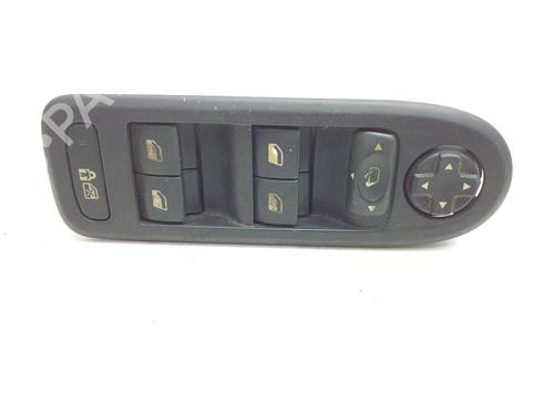 Used Left front window switch Left front window switch CITROËN C5 III Break (RW_) 2.0 HDi 165 (163 hp) 39962301 39962301