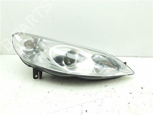 Used Right headlight Right headlight PEUGEOT 407 (6D_) 3.0 (6DXFVJ) (211 hp) 39961971 39961971