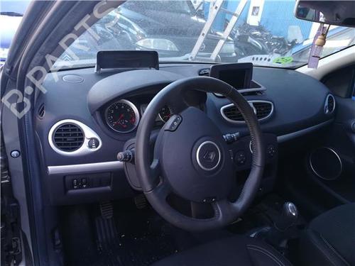 driver-airbag-renault-clio-iii-grandtour-kr01_-2007-38351225 main image
