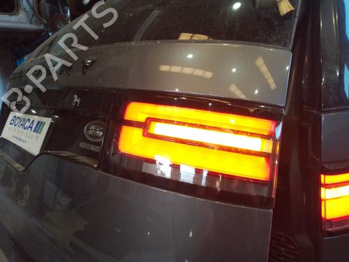 Right tailgate light LAND ROVER DISCOVERY V (L462) 3.0 Td6 4x4 | BP39474705C80 - Image 2
