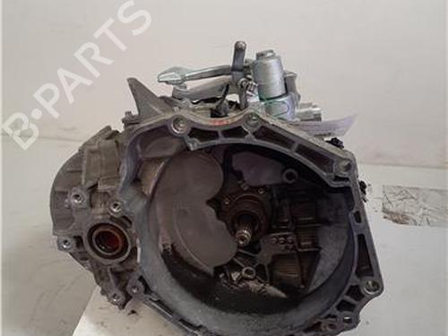 gearbox-opel-astra-j-saloon-2012-38370652 main image