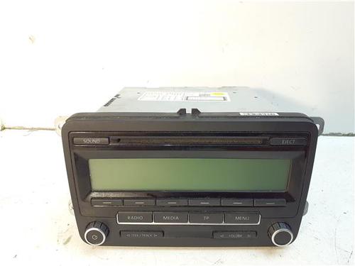 radio-vw-passat-b6-3c2-2005-2006-2007-2008-2009-2010-2011-38371382 main image