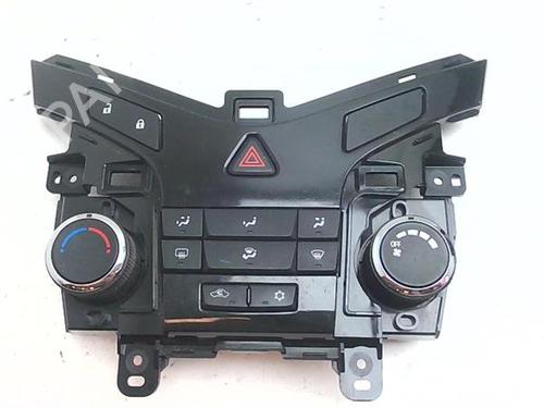 climate-control-chevrolet-cruze-j300-2009-38380628 main image