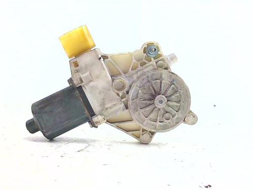 Right front window motor BMW 1 (E87) 118 i | BP38774990E20 - Image 2