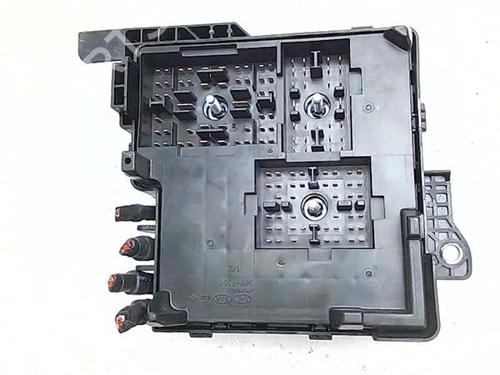 Fuse box HYUNDAI i30 (FD) 1.6 CRDi | BP38404583E1 - Image 2