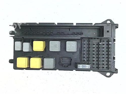 Used Fuse box Fuse box 38353622 38353622