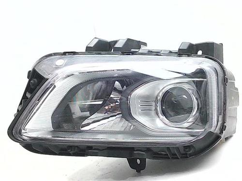 left-headlight-hyundai-kona-suv-van-os-ose-osi-2017-38394199 main image