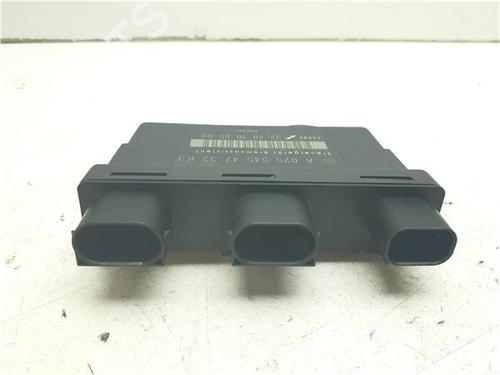 Used Control unit Control unit MERCEDES-BENZ C-CLASS (W202) C 240 (202.026) (170 hp) 38368867 38368867