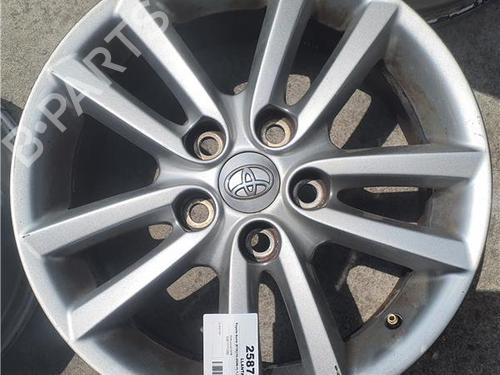 rim-toyota-auris-_e15_-2006-2007-2008-2009-2010-2011-2012-2013-38388649 main image