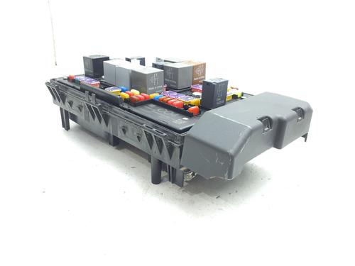 Fuse box OPEL ZAFIRA TOURER C (P12) 1.6 CDTI (75) | BP38335380E1 - Image 4